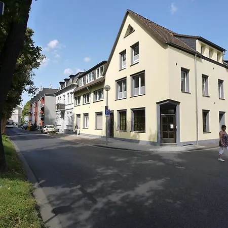 Hotel apartamentowy Pinger