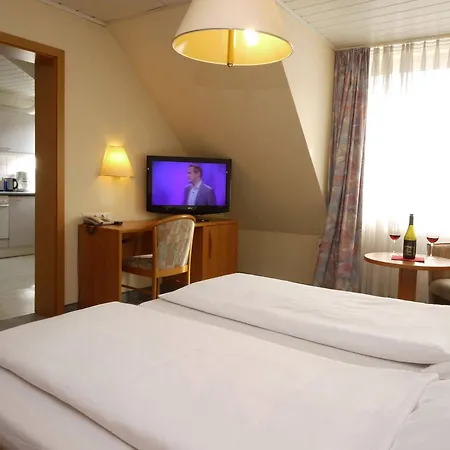 Pinger Aparthotel 3*
